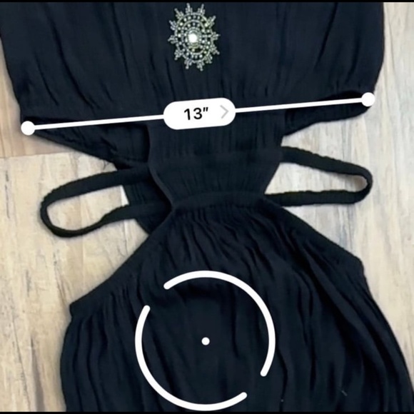 Dress - Picture 8 of 8